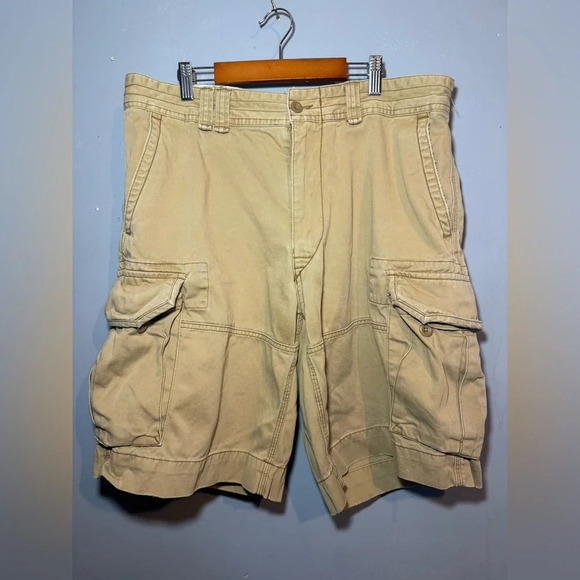 Polo Ralph Lauren Tan Cargo Shorts with Relaxed Fit - Picture 2 of 7
